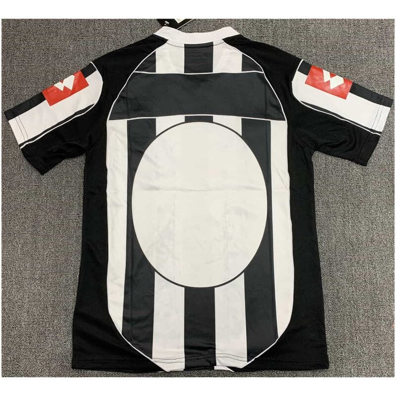 Juventus Retro Home Jersey Mens 2002/03