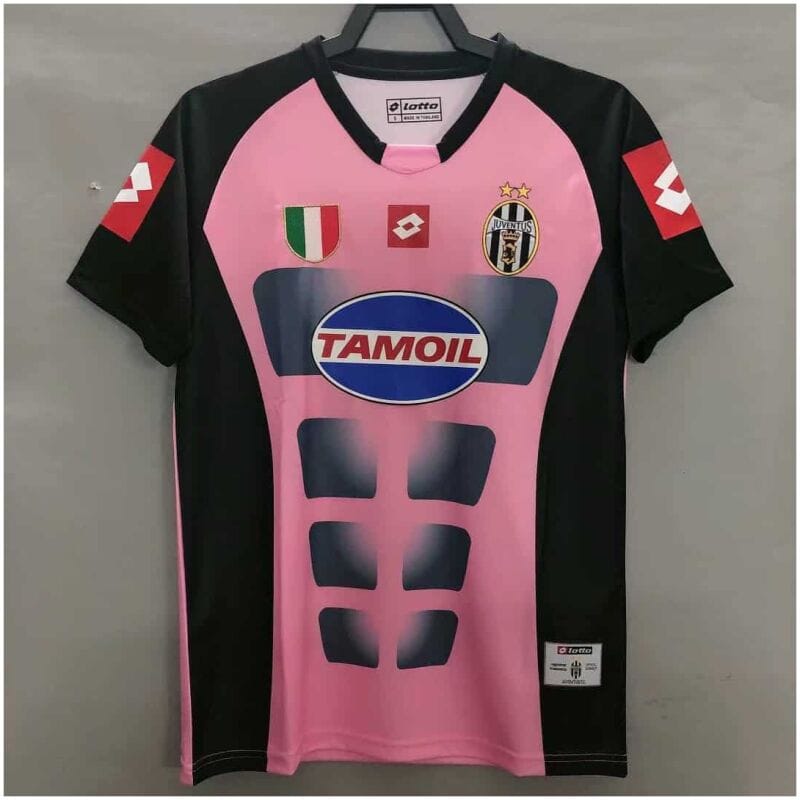 Mens Juventus Retro Goalkeeper Jersey 2002/03