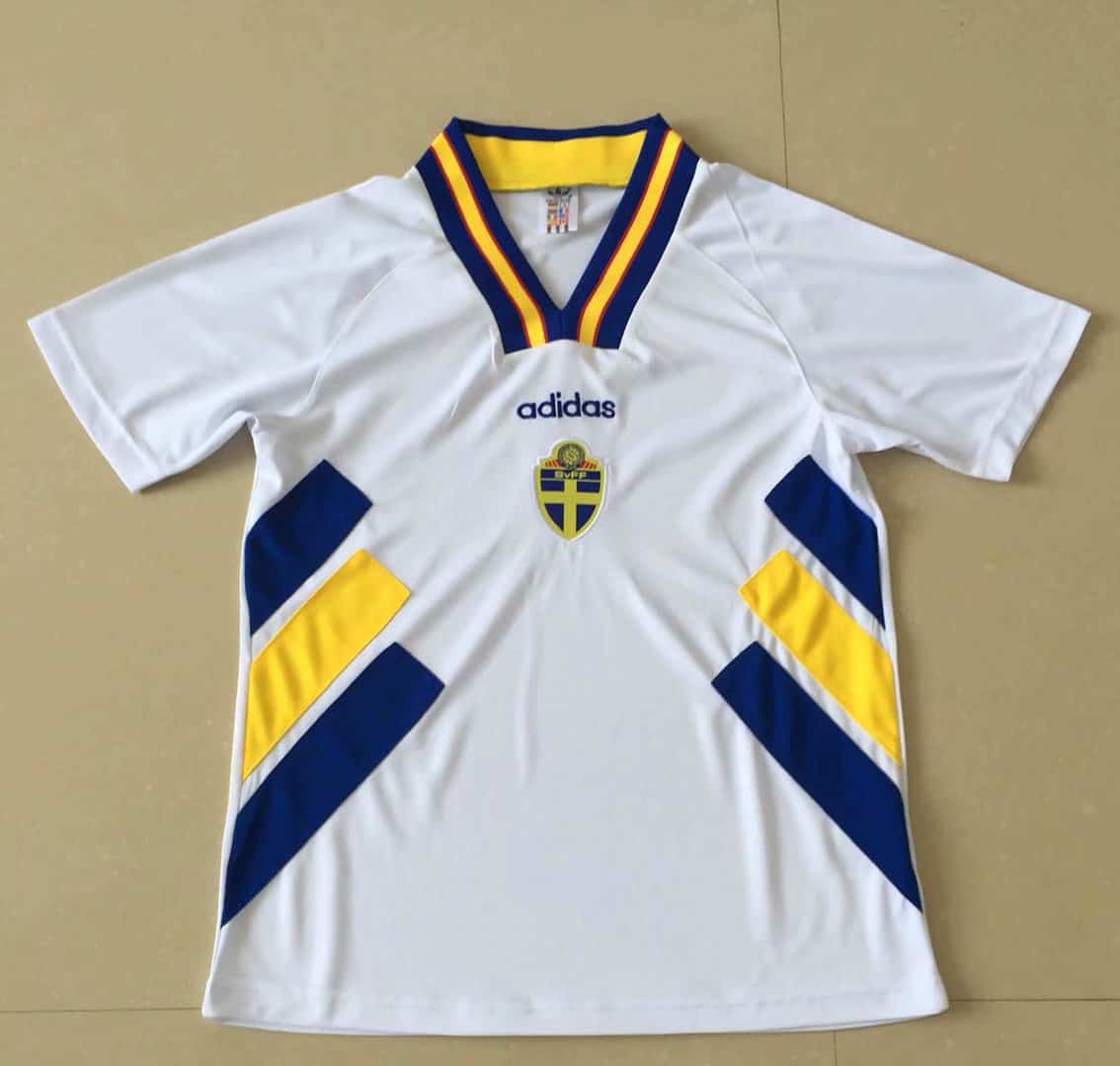 Mens Sweden Away Retro Jersey 1994