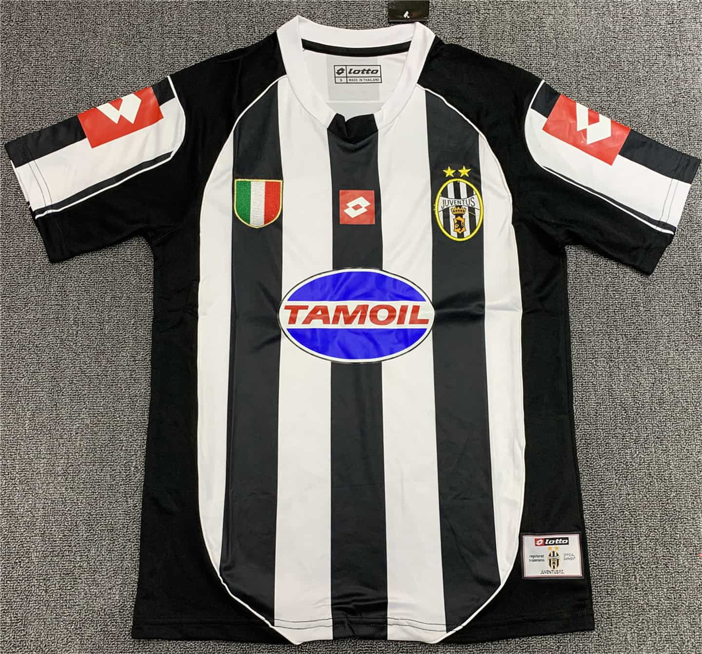 Juventus Retro Home Jersey Mens 2002/03