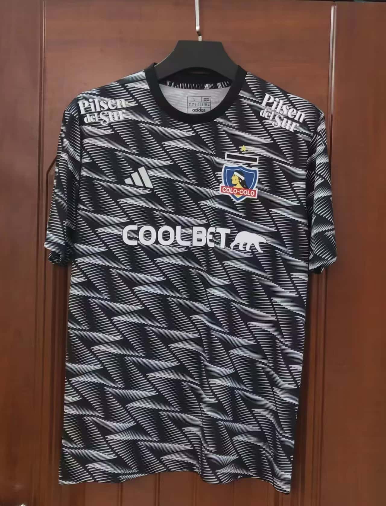 Mens Colo Colo Third Jersey 2023/24