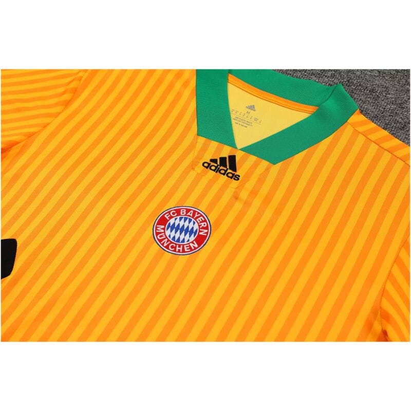 Mens Bayern Munich Short Training Suit Yellow 2023/24