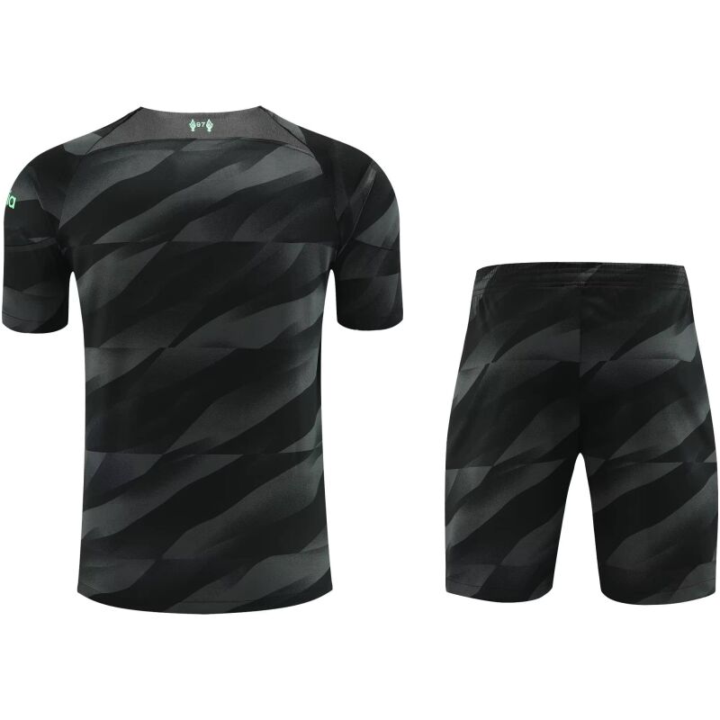 Mens Liverpool Goalkeeper Black Suit 2023/24