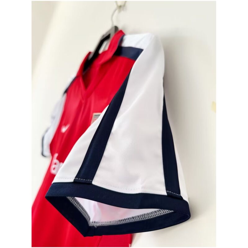 Mens Arsenal Retro Home Jersey 2001/02