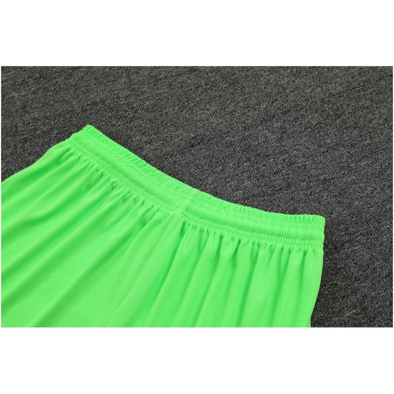 Mens Bayern Munich Goalkeeper Green Suit 2023/24