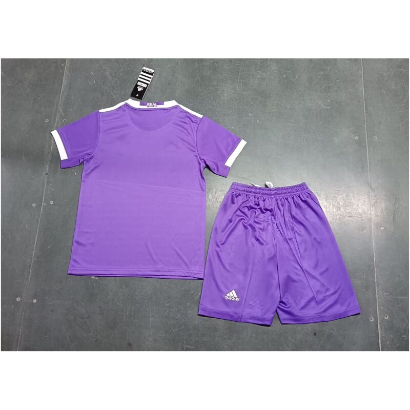 Kids Retro Real Madrid Away Jersey 2016/17