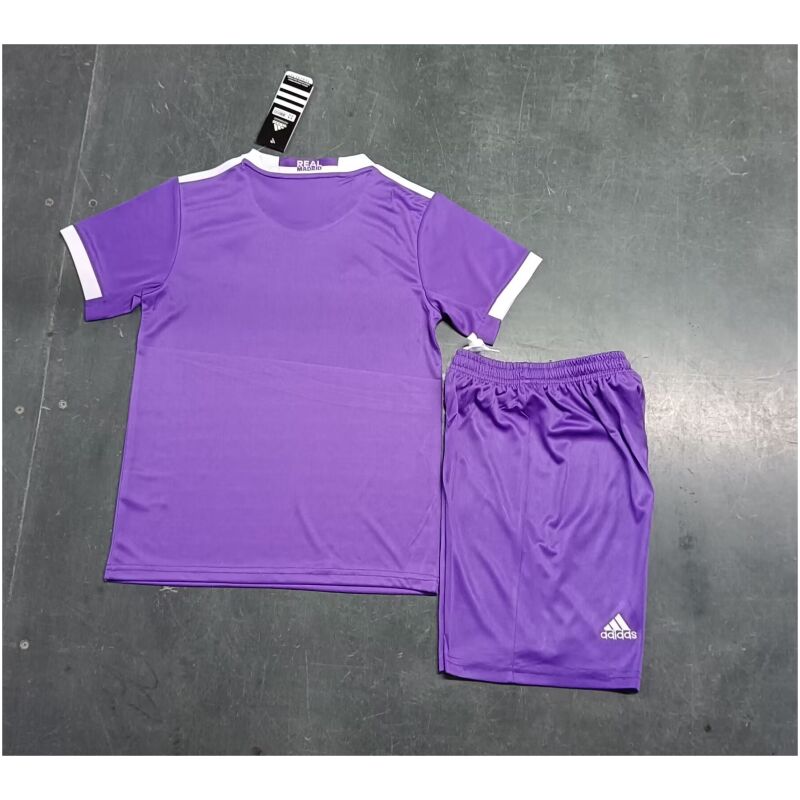 Kids Retro Real Madrid Away Jersey 2016/17