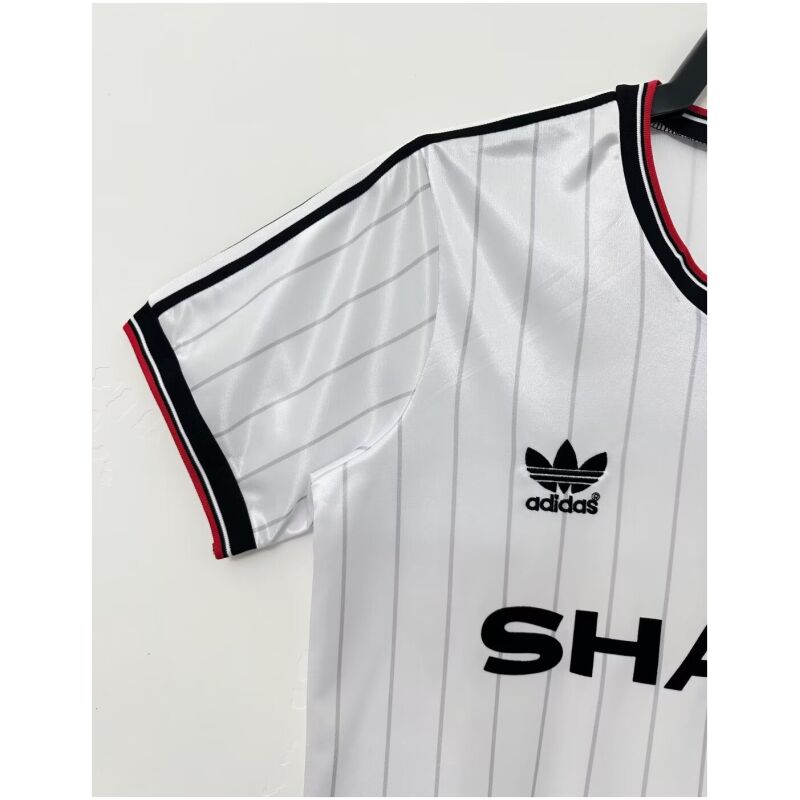 Mens Manchester United Retro Away Jersey 1983