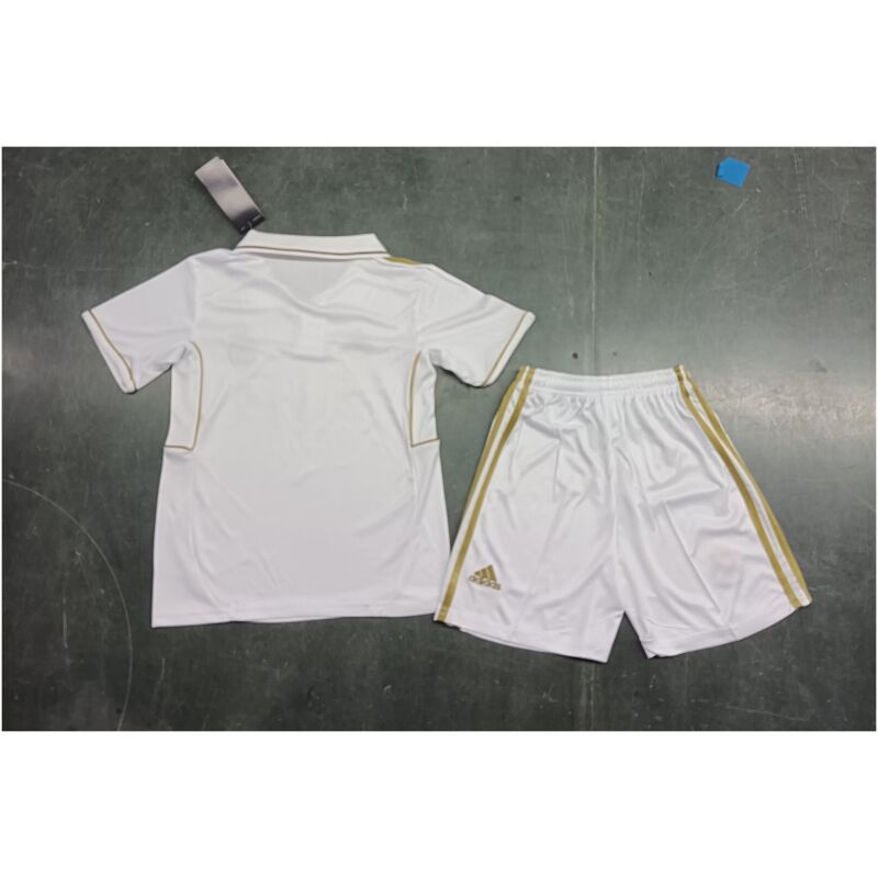 Kids Retro Real Madrid Home Jersey 2011/12