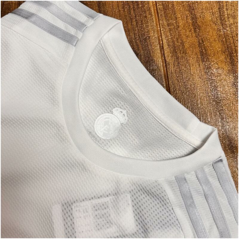 Mens Real Madrid Retro Home Jersey 2015/16