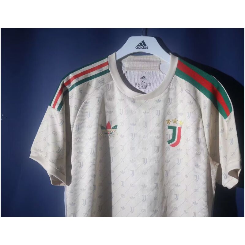 Mens Juventus x Adidas Original Authentic Jersey 2024/25 – Match