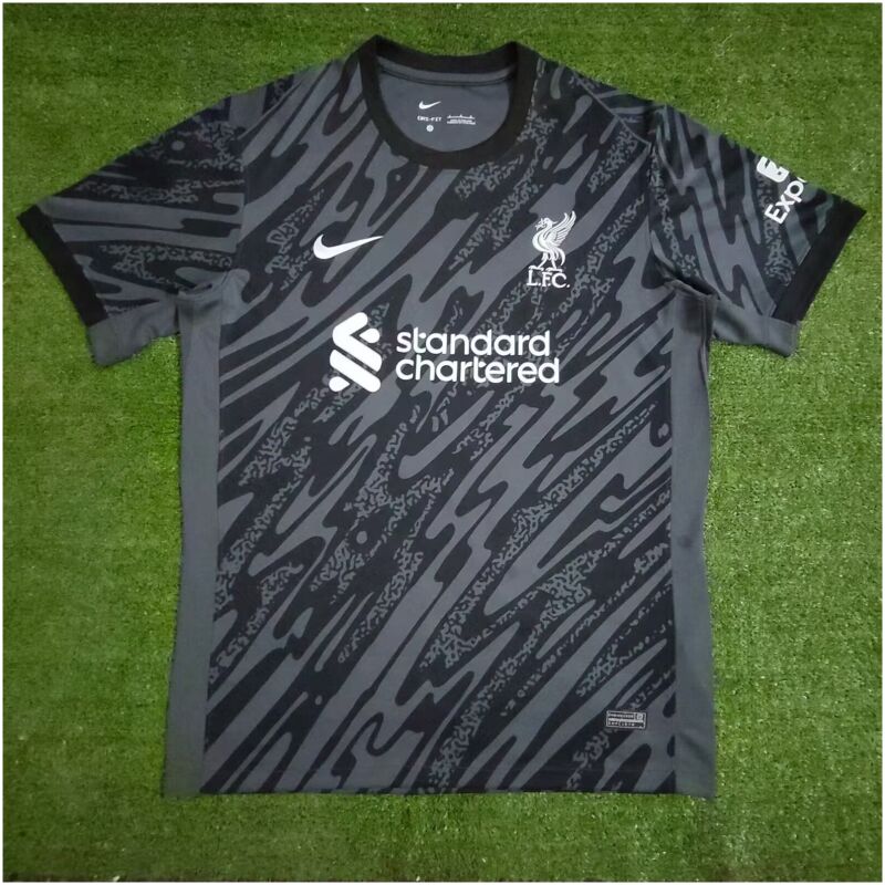 Mens Liverpool Goalkeeper Black Jersey 2024/25
