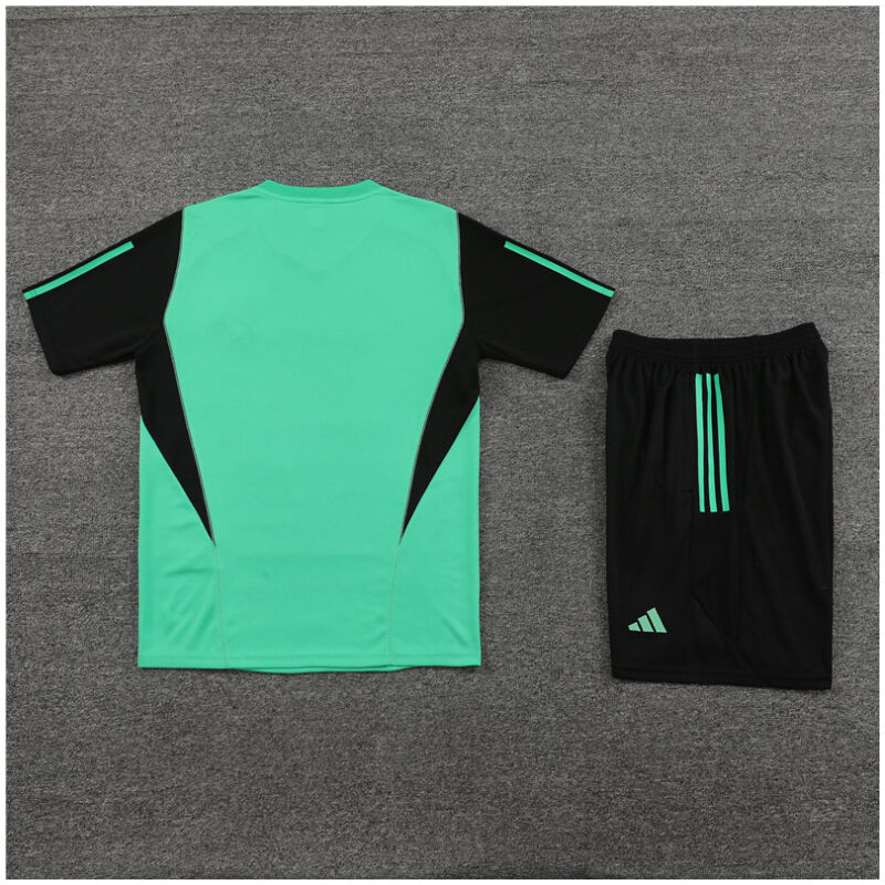 Mens Real Madrid Short Training Suit Green 2023/24