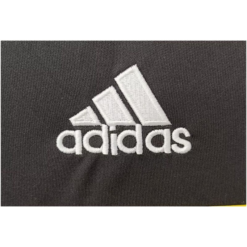 Herren Real Madrid Retro Torwart Schwarz Trikot 2011/12