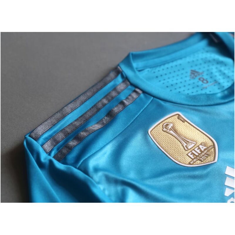 Mens Real Madrid Retro Away Authentic Long Sleeve Jersey 2017/18 – Match