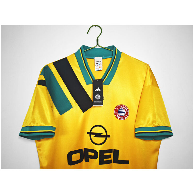 Mens Bayern Munich Retro Away Jersey 1993/95