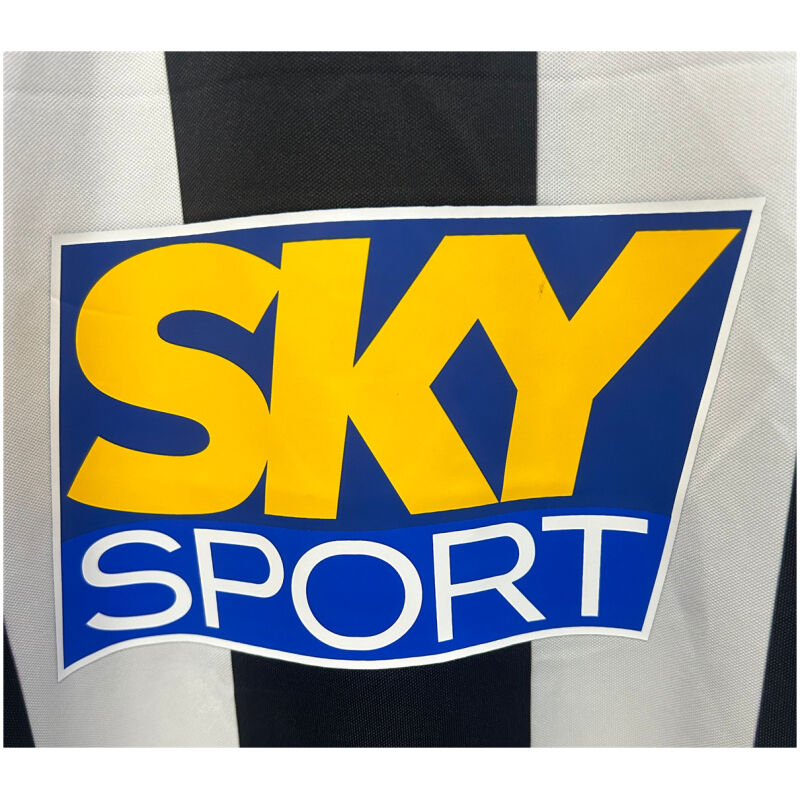 Mens Juventus Retro Home Jersey 2004/05