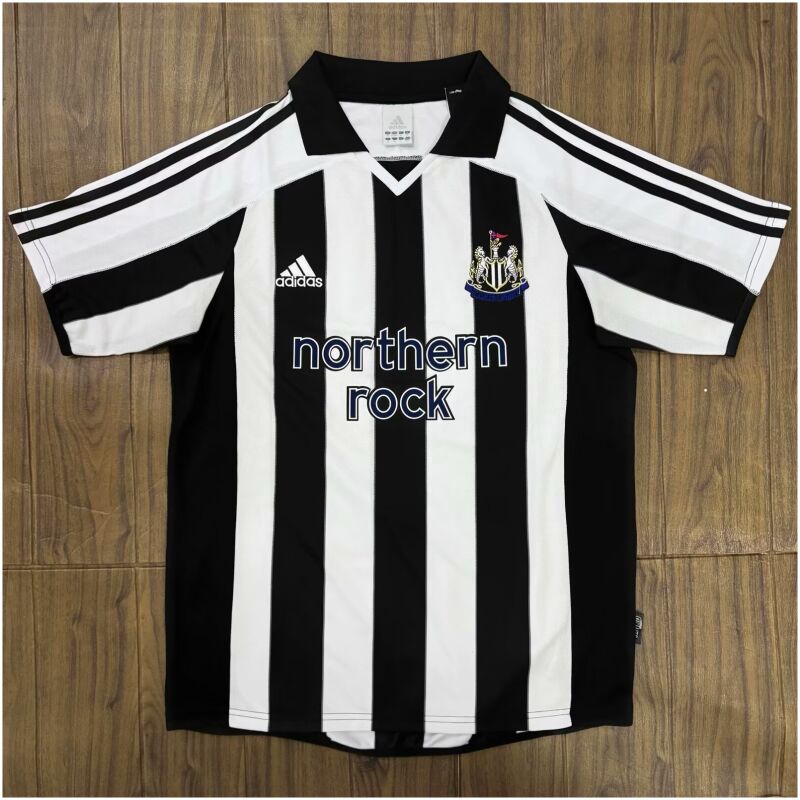 Mens Newcastle United Retro Home Jersey 2003/05
