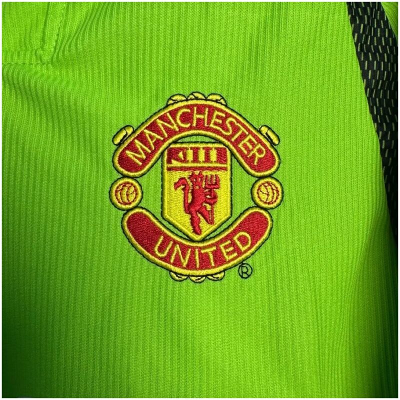 Mens Manchester United Retro Goalkeeper Green Jersey Long Sleeve 1998/99