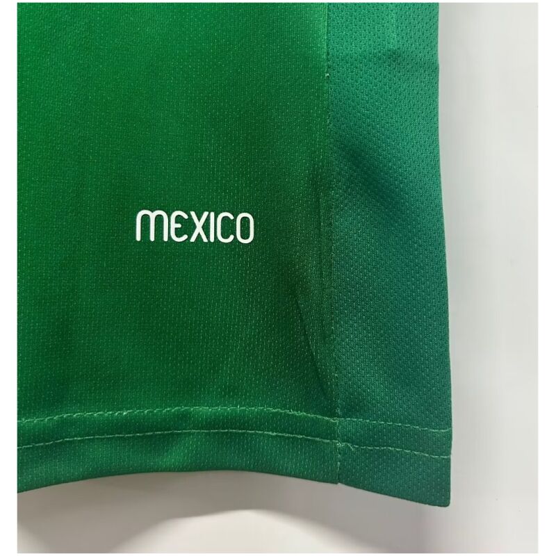 Mens Mexico Retro Home Jersey 2006