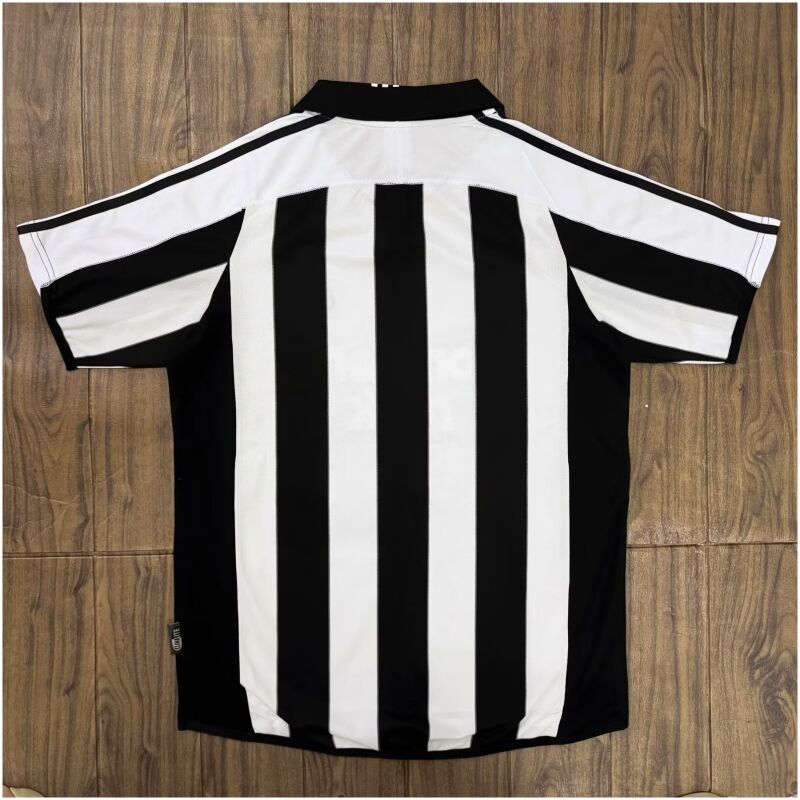 Mens Newcastle United Retro Home Jersey 2003/05