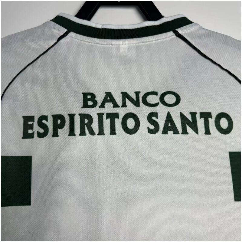 Mens Sporting Portugal Retro Home Jersey 2001/03
