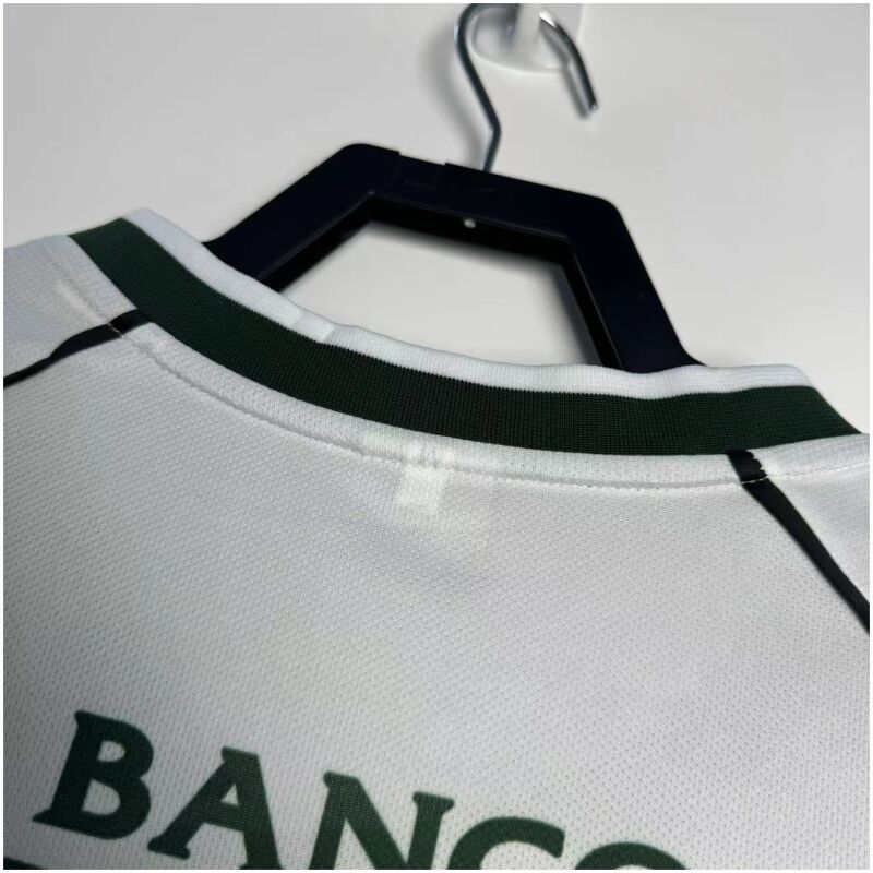 Mens Sporting Portugal Retro Home Jersey 2001/03