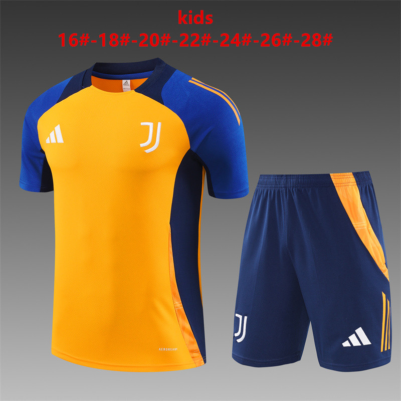Kids Juventus Short Training Suit Orange 2024/25