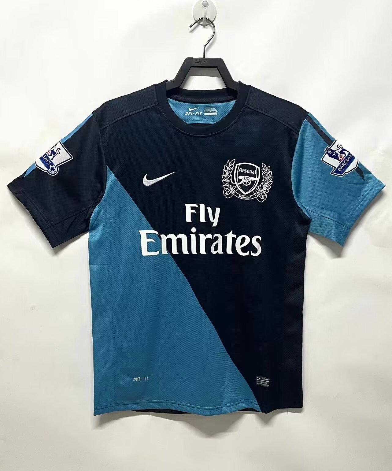 Herren Arsenal Retro Auswärts Trikot 2011/12