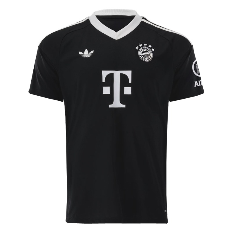 Mens Bayern Munich Goalkeeper Black Jersey 2024/25