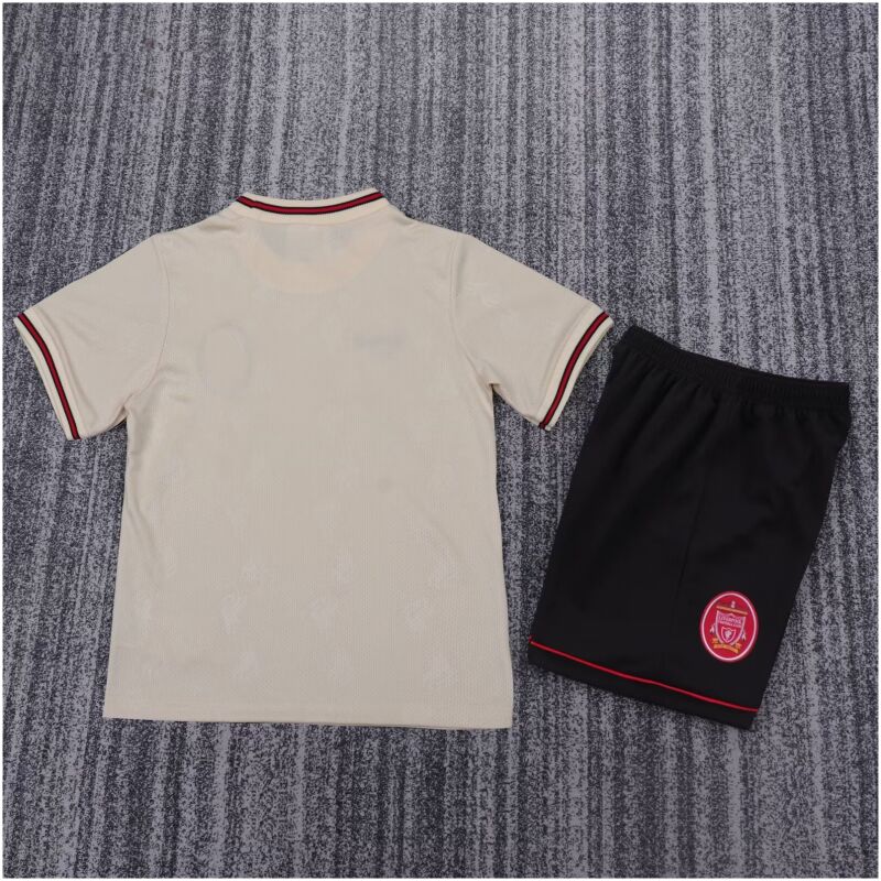 Kids Retro Liverpool Away Jersey 1996/97