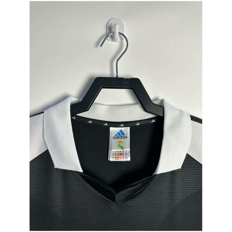 Mens Real Madrid Retro Away Jersey 2001/02