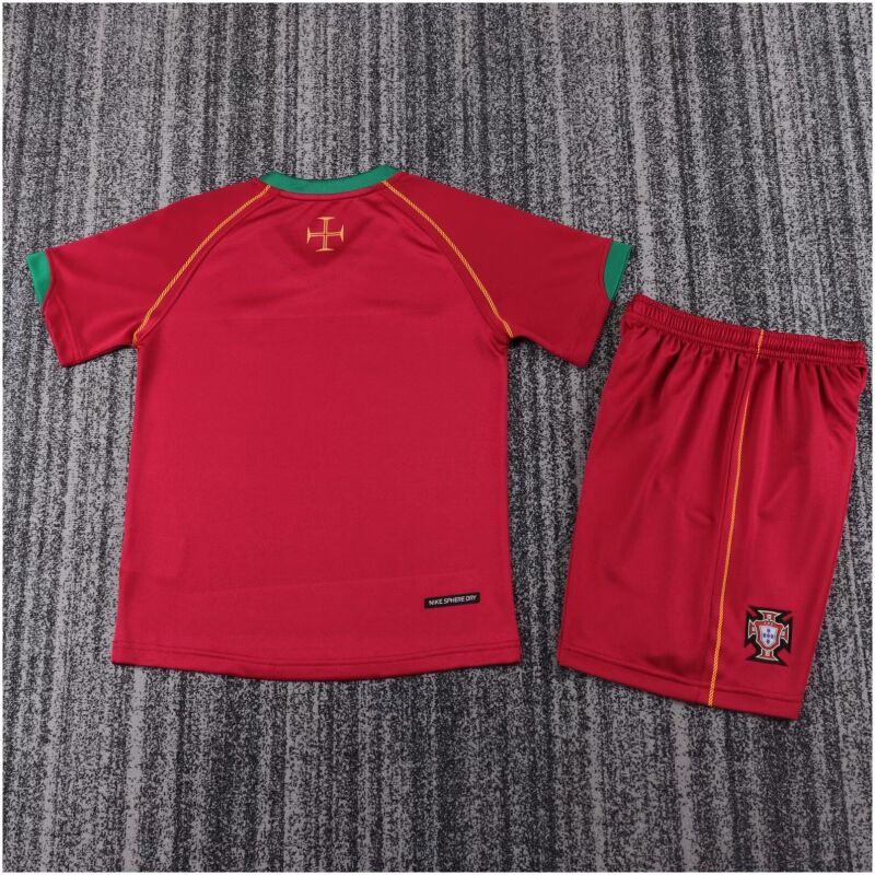 Kids Retro Portugal Home Jersey 2006
