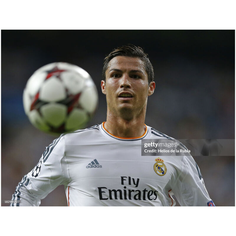 Mens Real Madrid Retro Home Authentic Jersey 2013/14 – Match