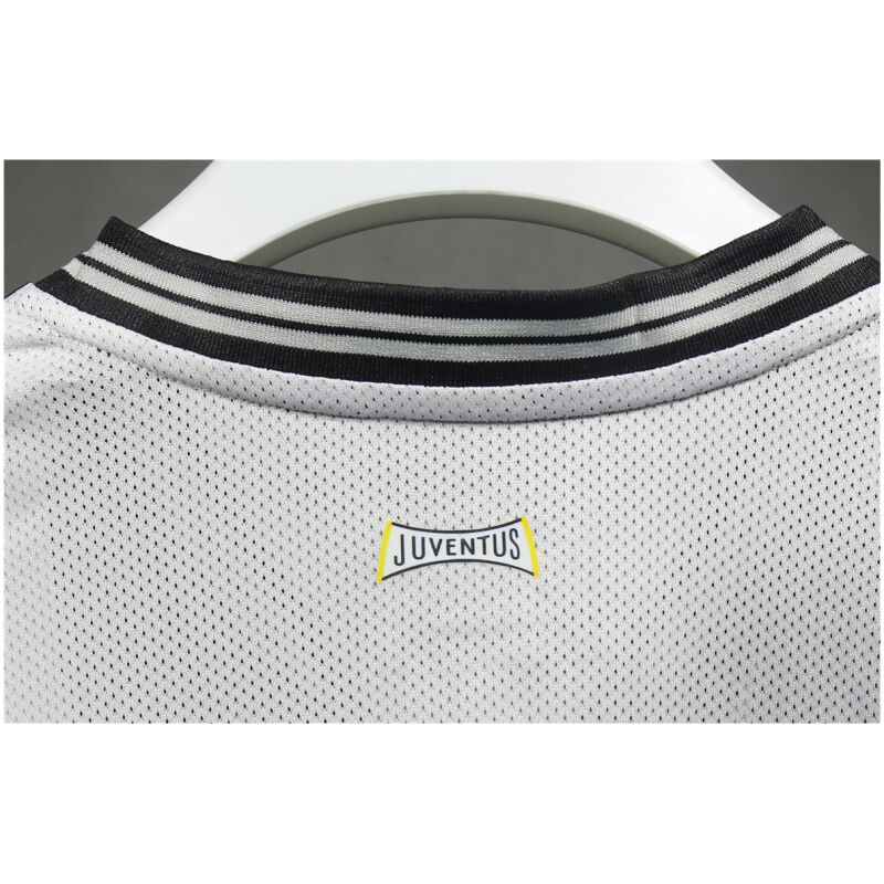 Mens Juventus Classic Edition Authentic Jersey 2024/25 – Match