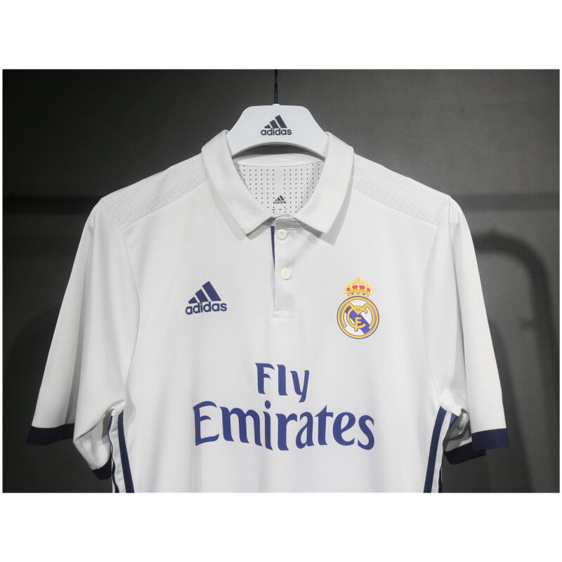 Mens Real Madrid Retro Home Authentic Jersey 2016/17 – Match