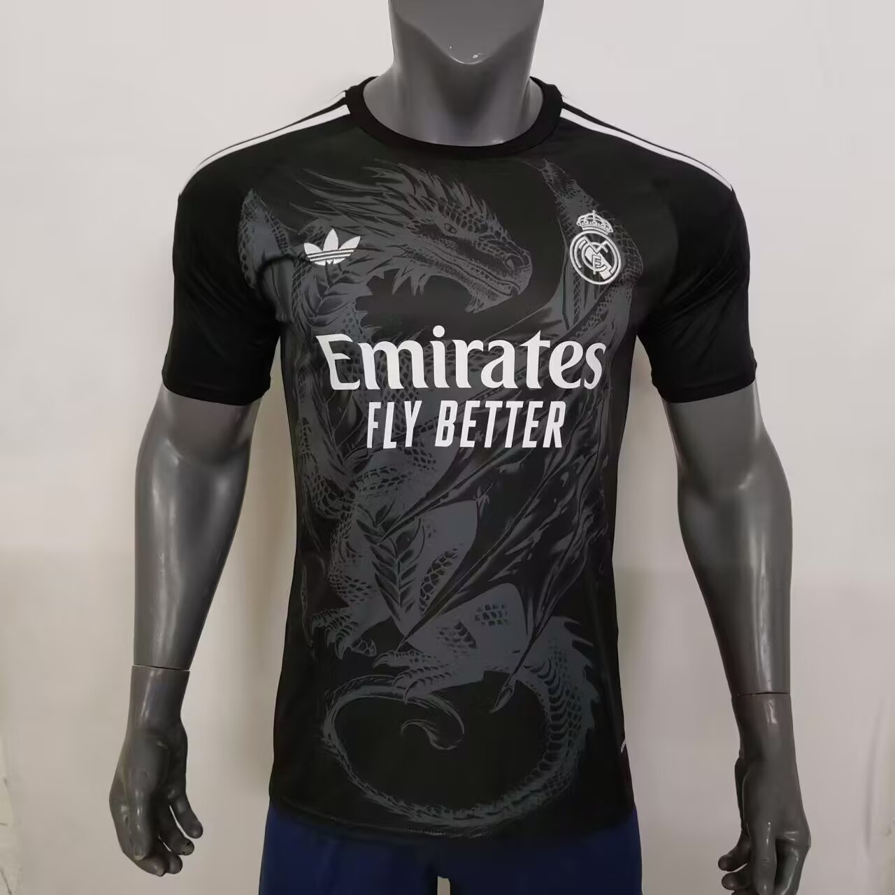 Herren Real Madrid Sonderausgabe Schwarz Dragon Jersey 2024/25