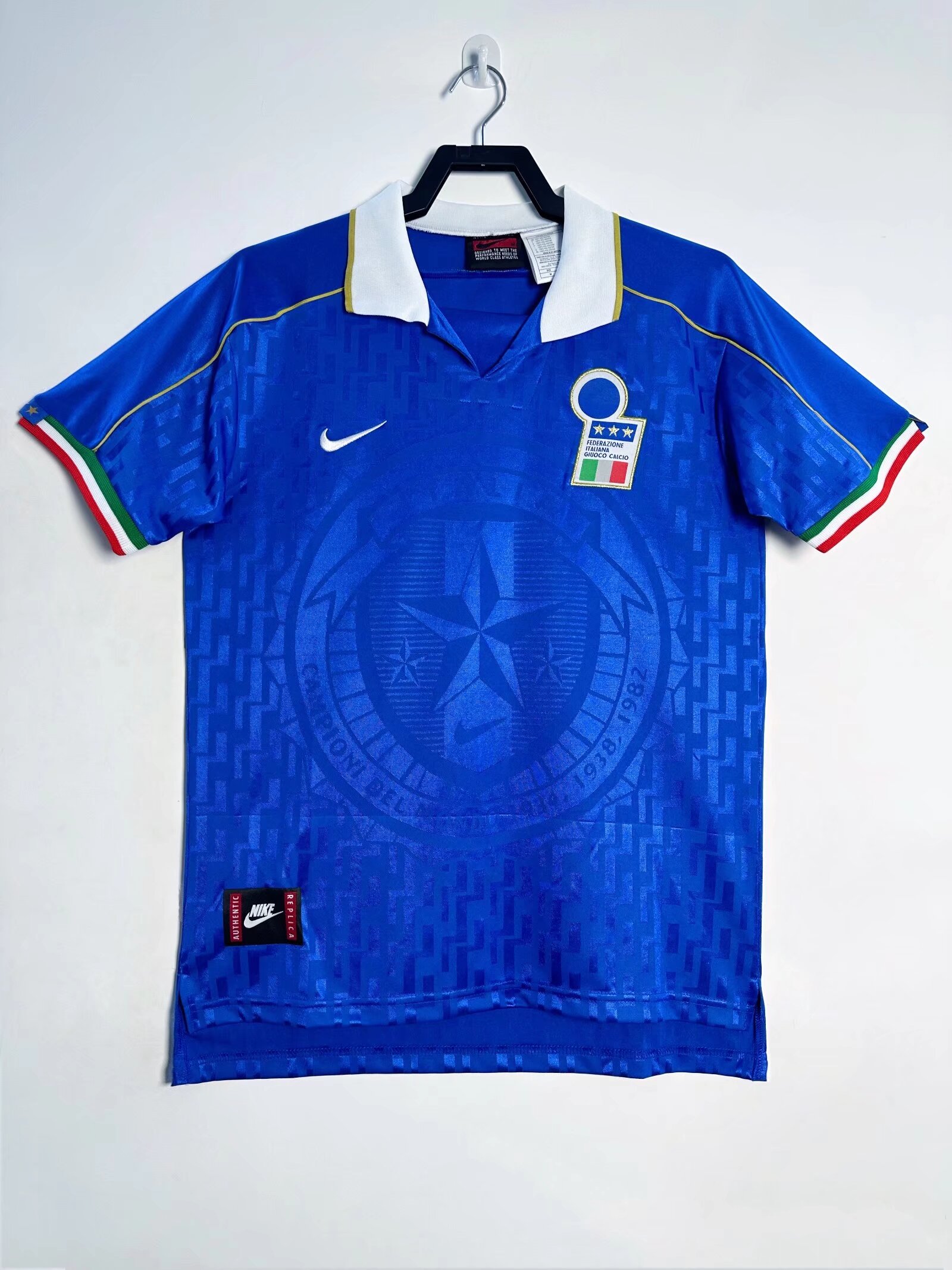 Mens Italy Retro Home Jersey 1995