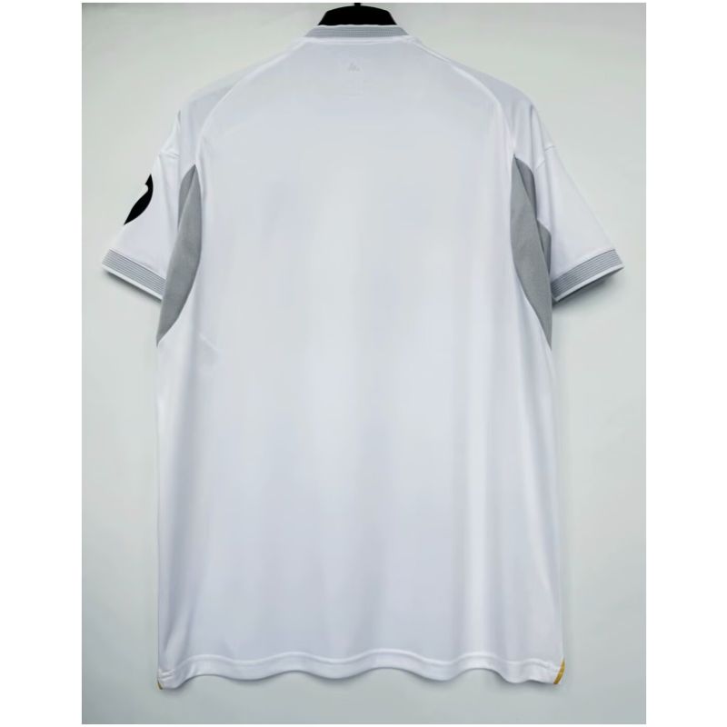 Herren Real Madrid Heim Trikot 2025/26