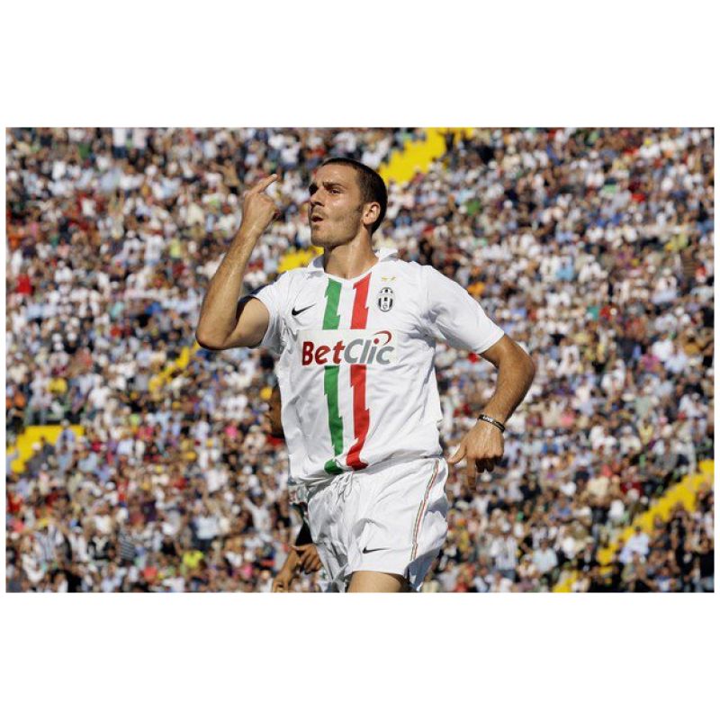 Mens Juventus Retro Away Jersey Mens 2010/11
