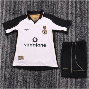 Kids Retro Manchester United Centenary Reversible Jersey 2001/02