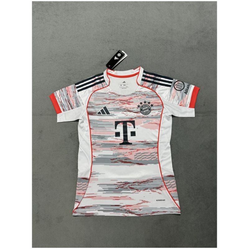 Womens Bayern Munich Away Jersey 2025/26