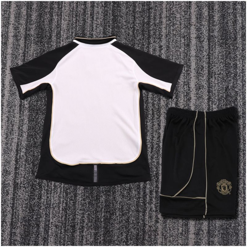 Kids Retro Manchester United Centenary Reversible Jersey 2001/02