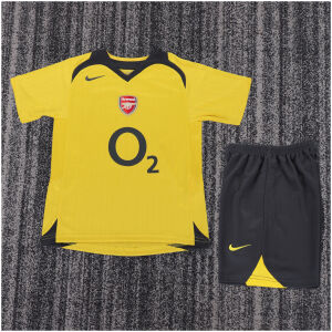 Kids Retro Arsenal Away Jersey 2005/06