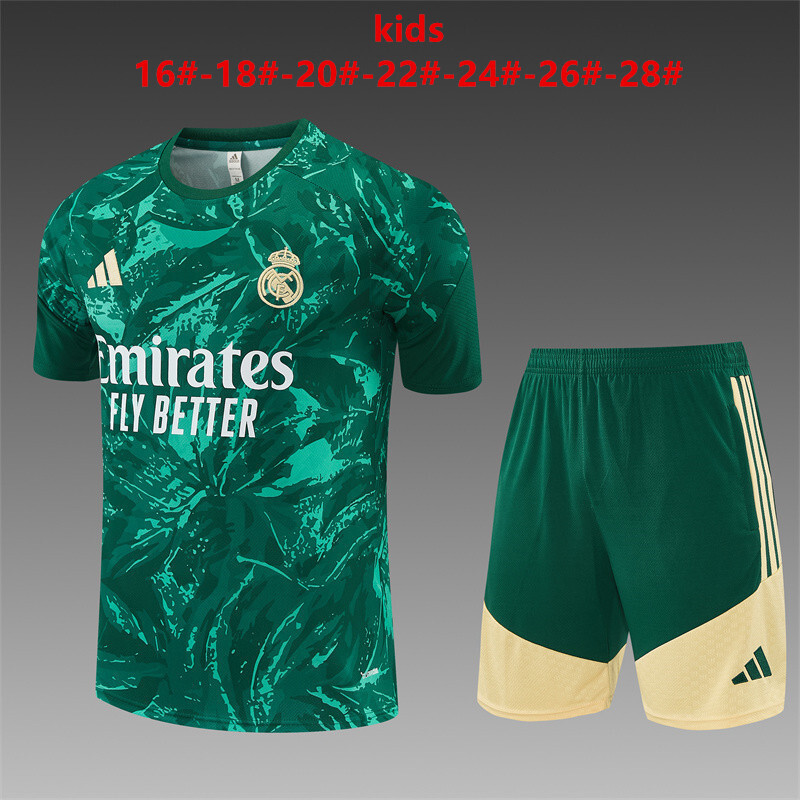 Kids Real Madrid Short Training Suit Green Camouflage 2026/27 Kids Real Madrid Short Training Suit Green Camouflage 2026/27