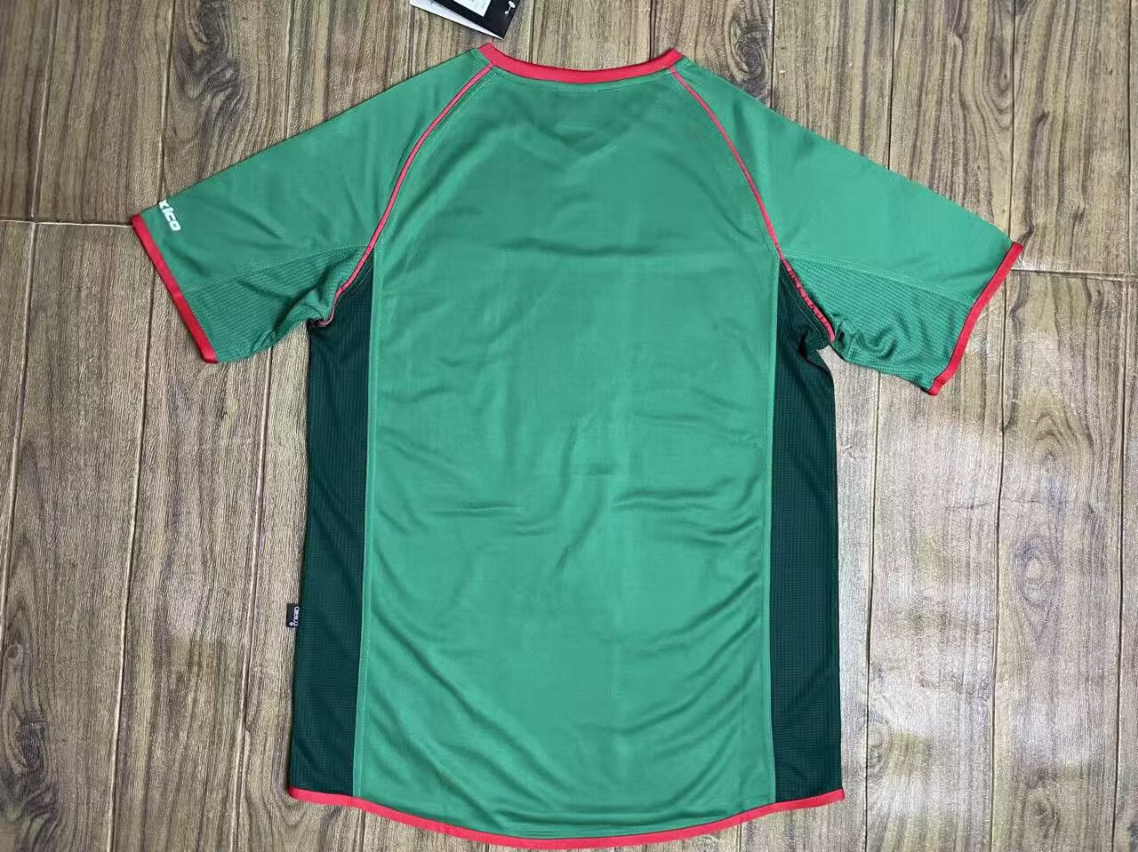 Mens Mexico Retro Home Jersey 2002 Mens Mexico Retro Home Jersey 2002 - view 2