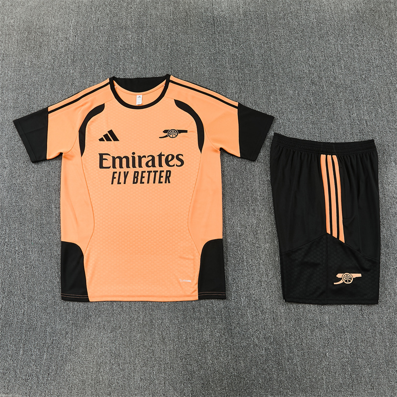 Kids Arsenal Short Orange Training Suit 2026/27 Kids Arsenal Short Orange Training Suit 2026/27 rear view showing clean waistband and athletic cut
