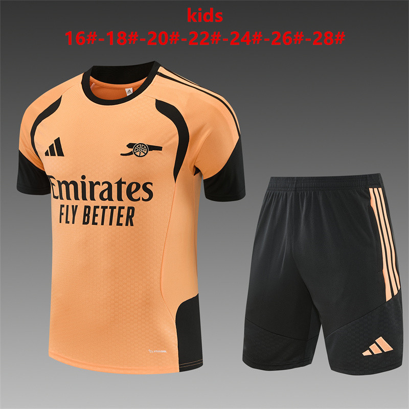 Kids Arsenal Short Orange Training Suit 2026/27 Kids Arsenal Short Orange Training Suit 2026/27 with black curved panels