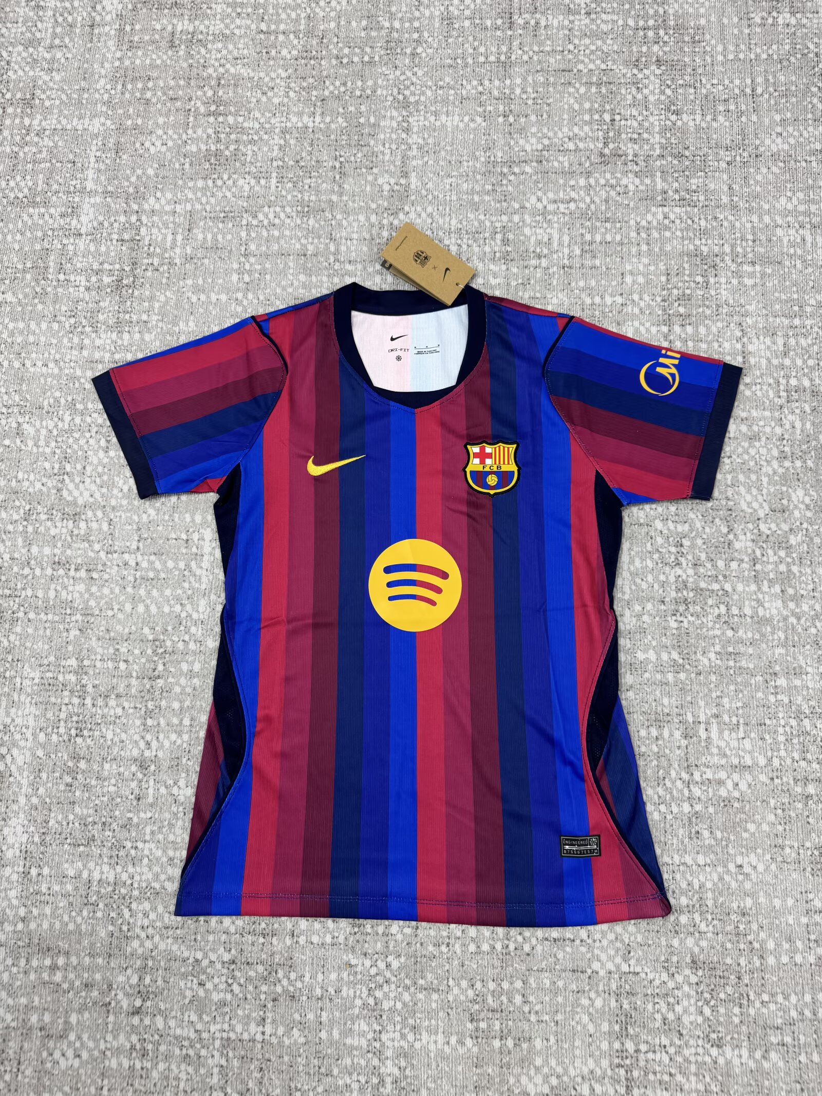 Women’s Barcelona Home Jersey 2026/27 Women’s Barcelona Home Jersey 2026/27 rear view showing matching team styling