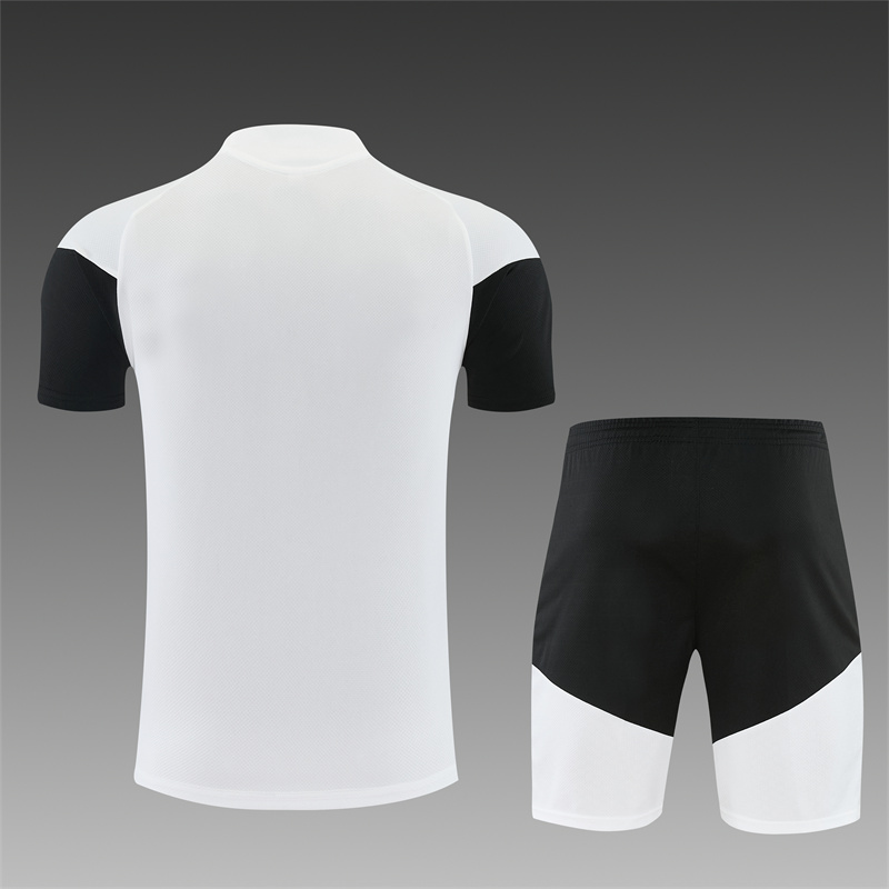 Kids Juventus Short Training Suit White 2026/27 Kids Juventus Short Training Suit White 2026/27